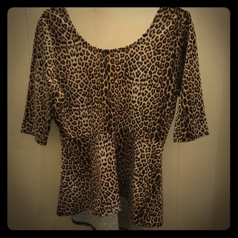 Leopard print top